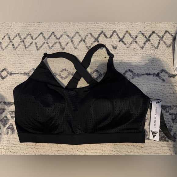 Victoria's Secret Other - Victoria's Secret Black Sports Bra, NWT